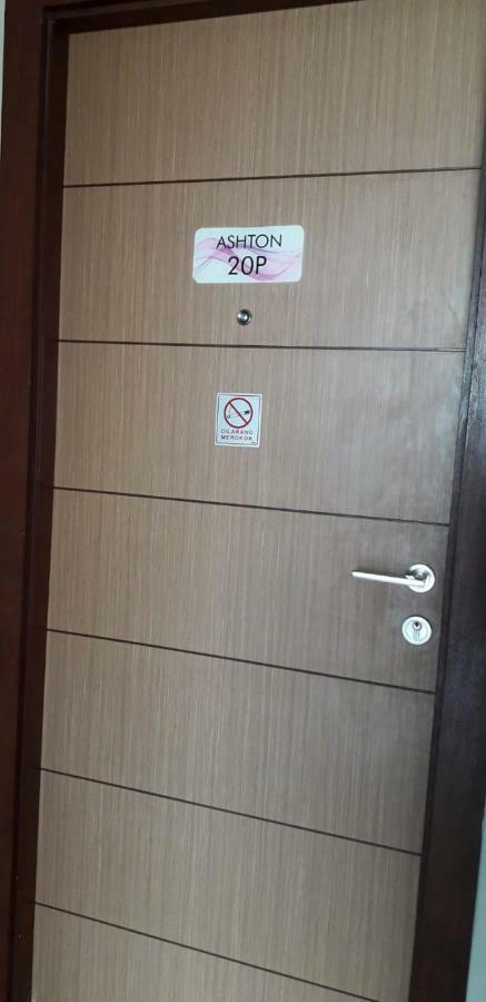 Vida View Apartement, Tower Asthon Unit 20 P Makassar Exterior foto